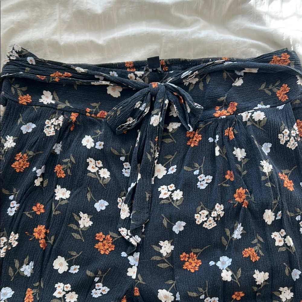 Floral Print Wide-Leg Pants